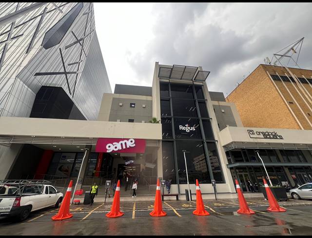 60M² SERVICED OFFICE TO LET IN ROSEBANK